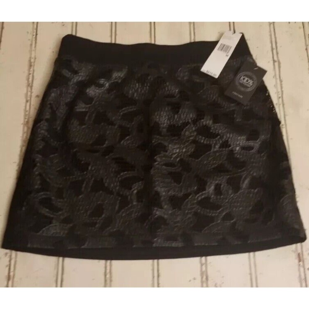 DKNY Black Skirt Size Medium MSRP $215
